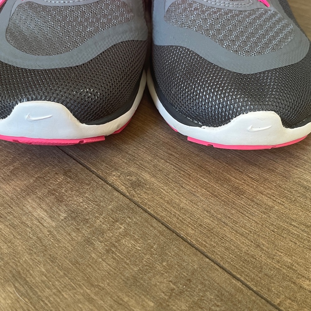 Nike Flex TR6 Sneakers - Picture 8 of 8